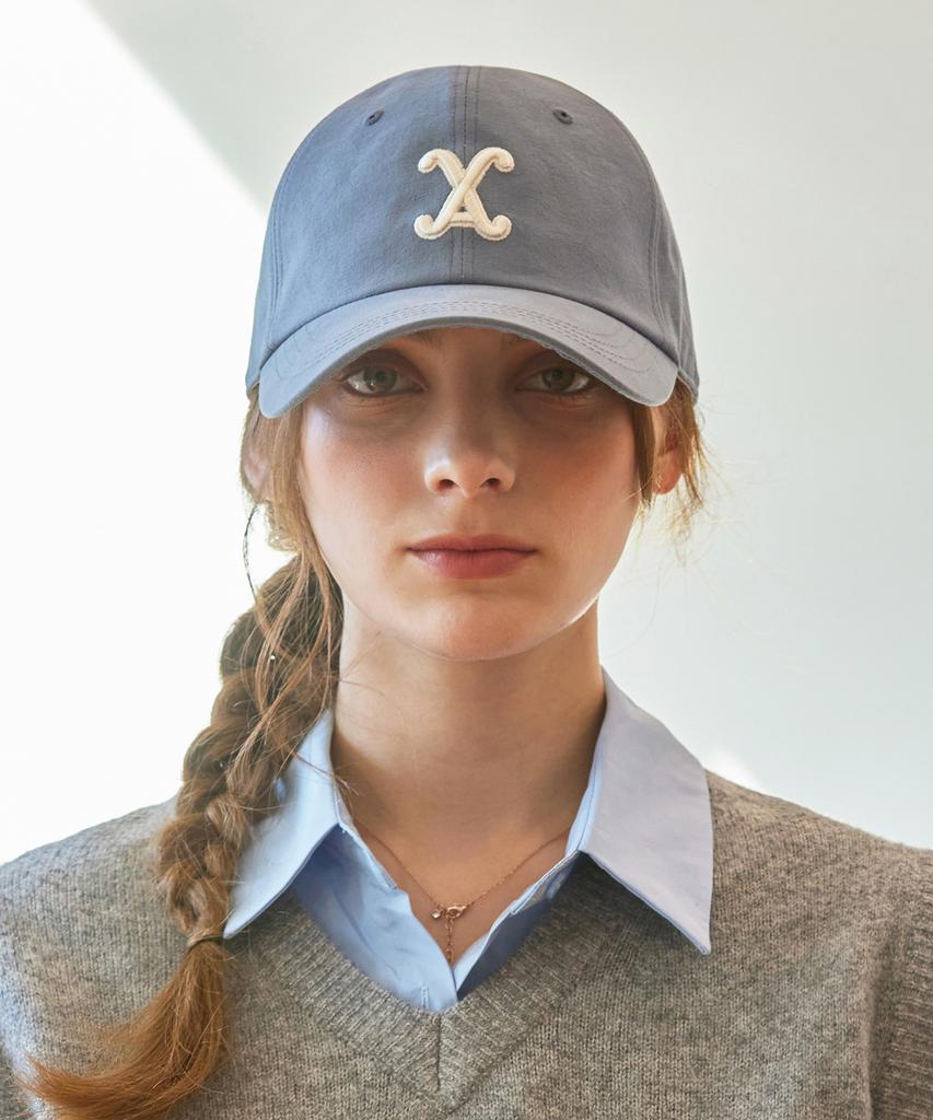Bajal Va Curved 3D Logo Ball Cap Blue