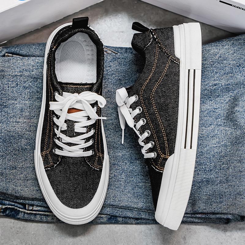 Men's Shoes Lightweight Breathable Canvas Shoes Boys Soft Bottom Casual Board Shoes Low-top Flat Bottom Trend