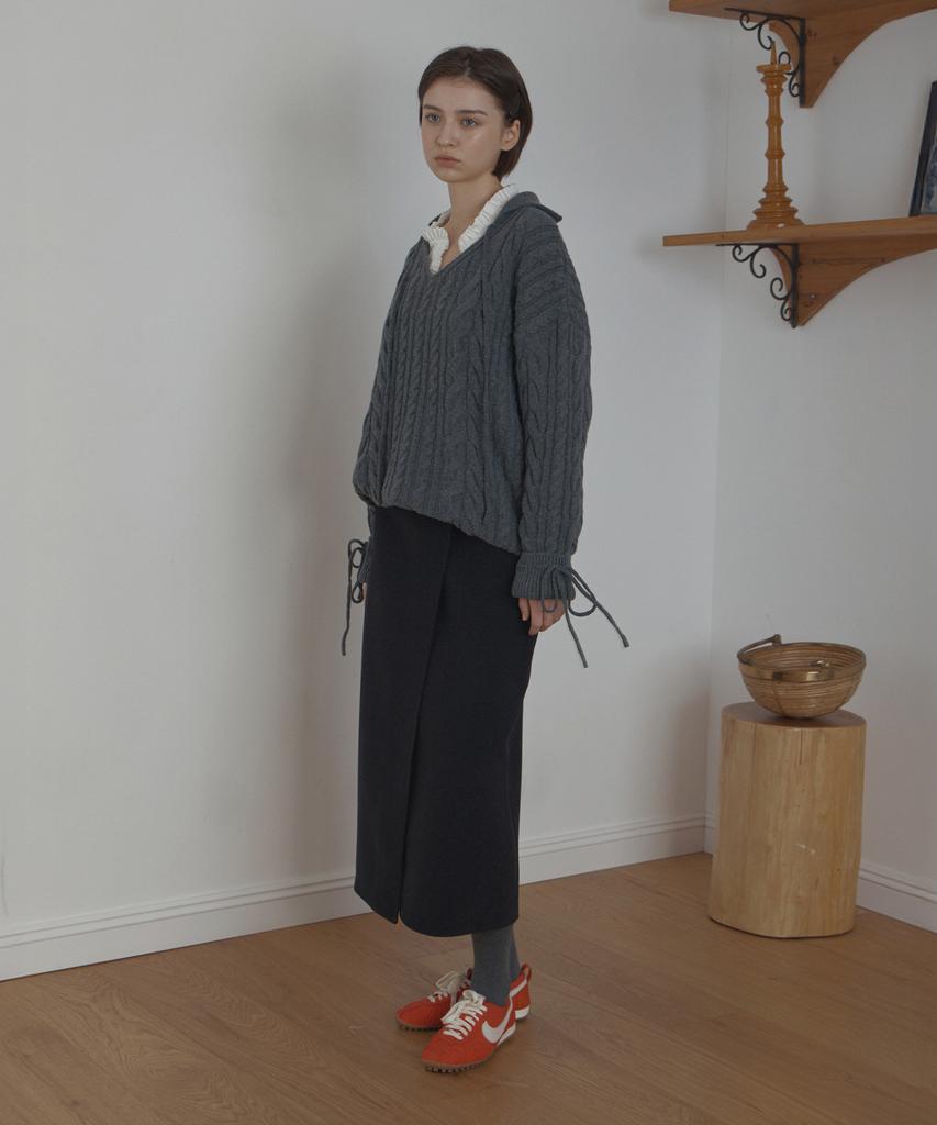 Poeteuseoul Cable Collar Knit_Charcoal