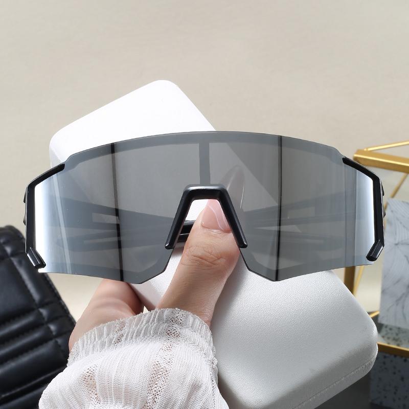Outdoor Sports Sun Shades Latest Women Fashion Large Frame Design Goggles Simple Style Universal Integrated Sun Eyewear