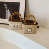 New Advanced Design Pure Wooden Handle Straw Bag Casual Fashion Design Grip Comfortable Lightweight Portable Women's Bag