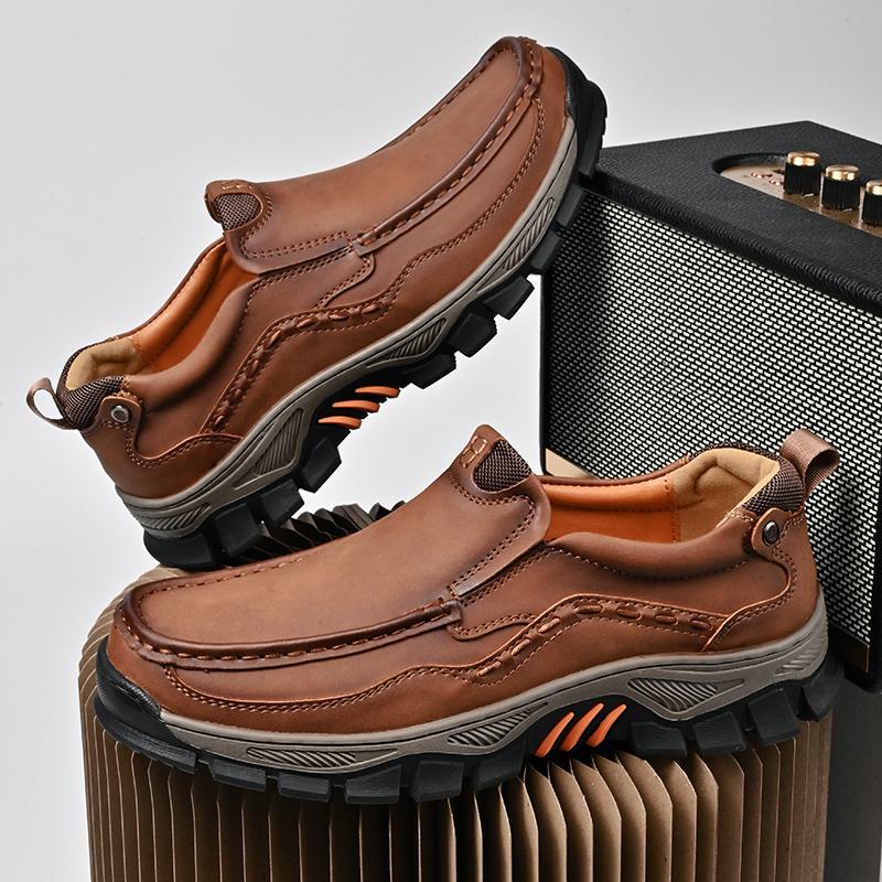 Hot Sale Casual Leather Mens Outdoor Footwear Non-Slip Leisure Walk Loafers Classic Comfy Treking Footwear Slip On Hiking Shoes