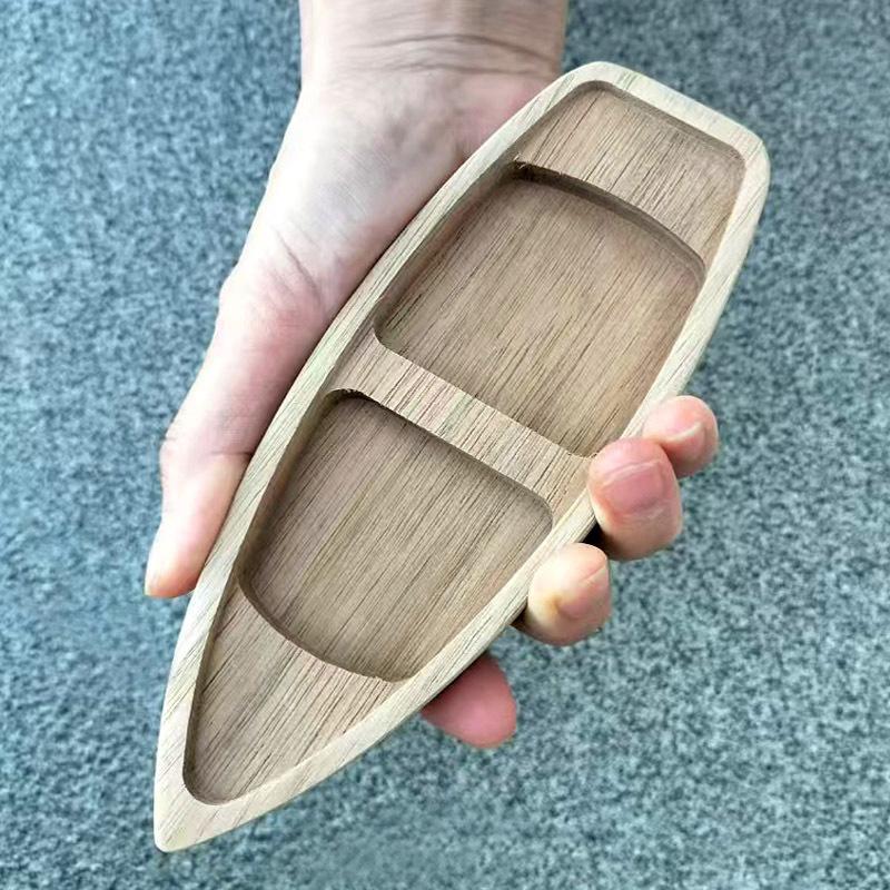 Vintage Ocean Landscape Wooden Boat Model Mini Canoe Fishing Boat Decor Handmade Rustic Ornament for Patio Shelf Holiday Gift