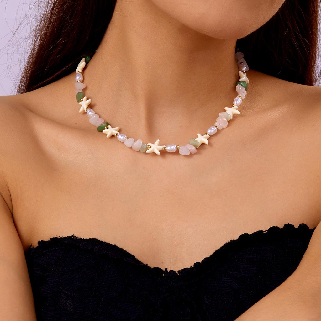 Bohemian Colorful Natural Crushed Stone Choker for Women Creative Crystal Beaded Starfish Pendant Necklace Beach Jewelry Gift