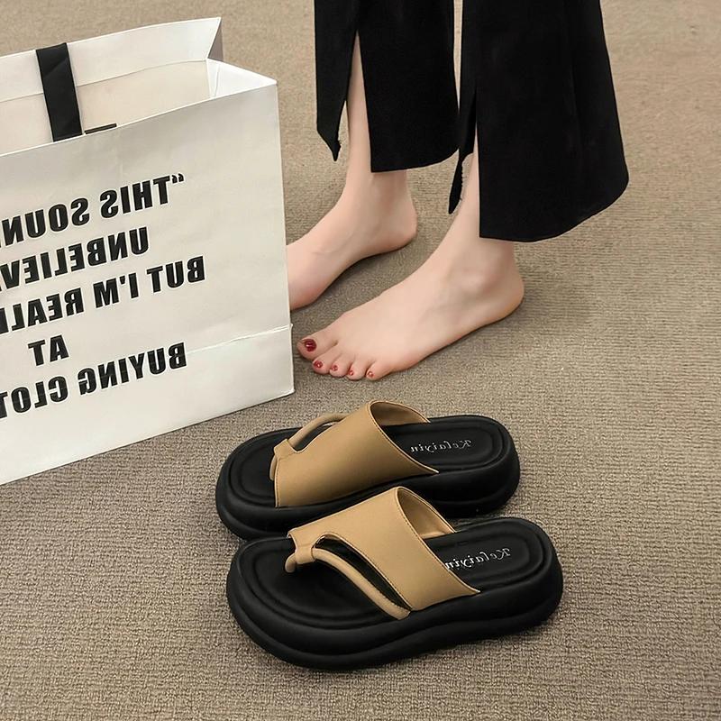 Korean Sle Thi Bot Thong Slippers Women's Summer New Faion Beach Oes Casual Comfortable Rubber Sole Sandals