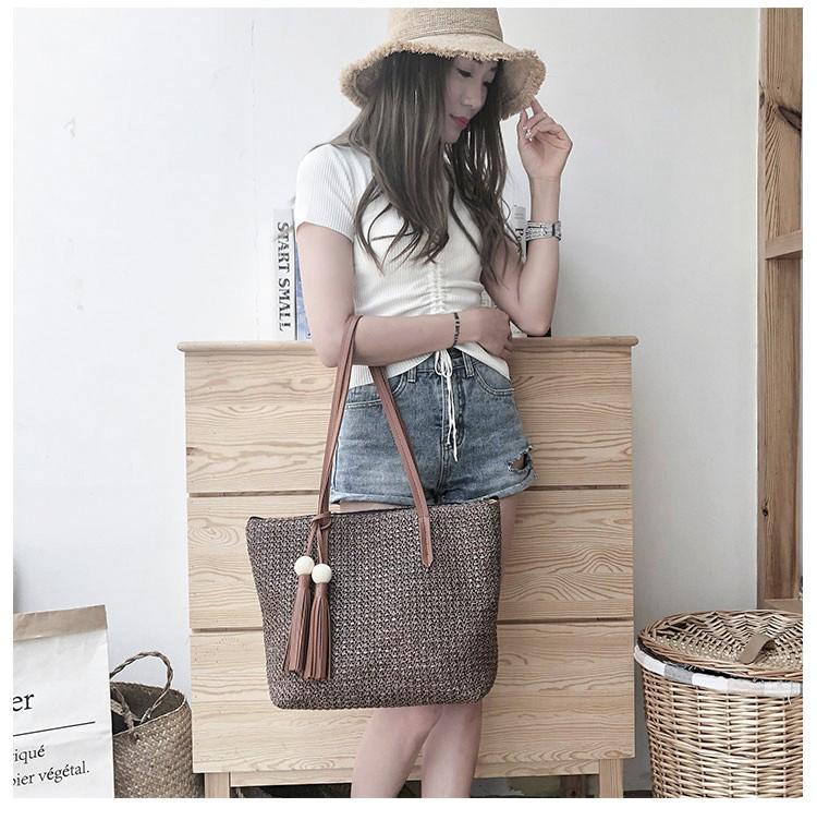 Straw Bag Large Capacity Woven Bag Tassel Hand Bag Shoulder Bag Wild Fashion Tote Bag