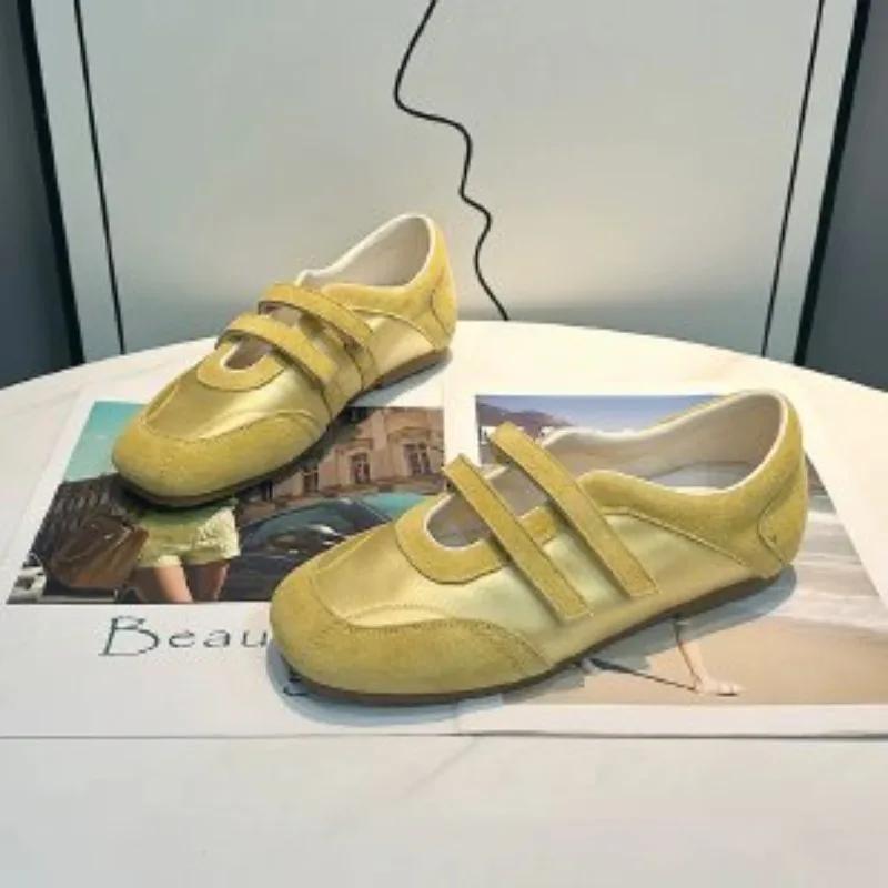 Fashion 2025 New Hot Sale Hollow Women's Vulcanize Shoes Outdoor Walking Soft Bottom Sneakers Versatile Comfortable Ladies Casual Shoes