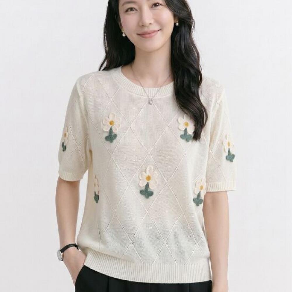 Navava Women S Diamond Flower Embroidery Round Neck ShorT Sleeve KniT T Nk3687