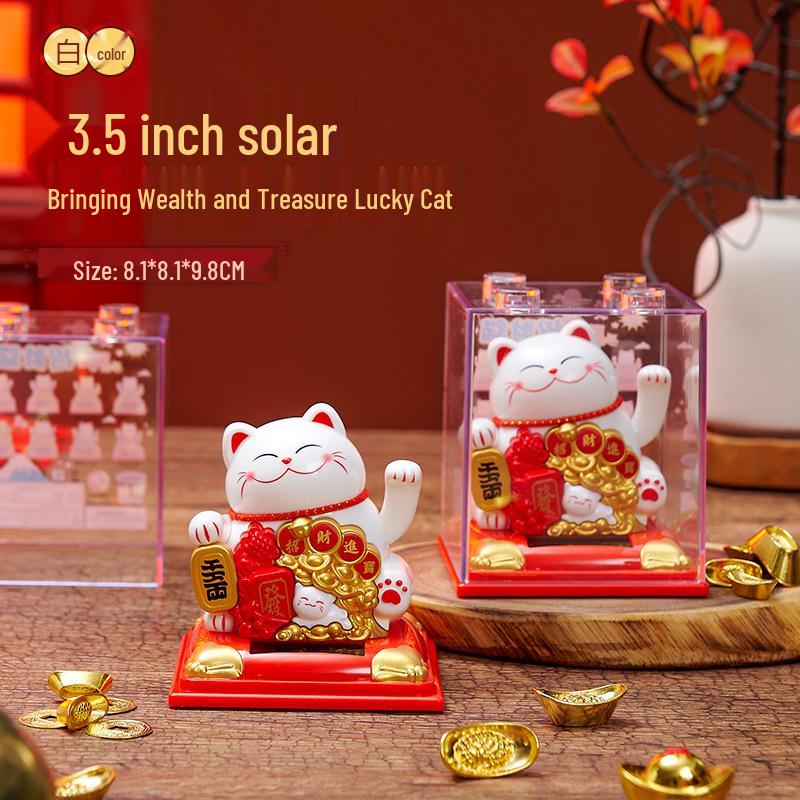 Solar-Powered Waving Lucky Cat Ornament for New Year and Car Dashboard