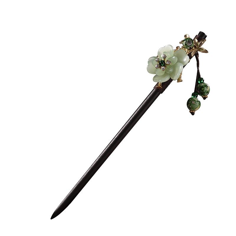 Haarnadel im Vintage-Stil mit Ebenholz-Imitation, Quasten und hölzernem Schritt-Schüttel-Design für Hanfu und antike Kostüm-Accessoires